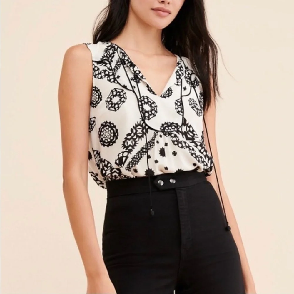 Guilana Silk Tank - Picture 1 of 6